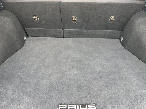 Used 2017 Toyota Prius Two image 15