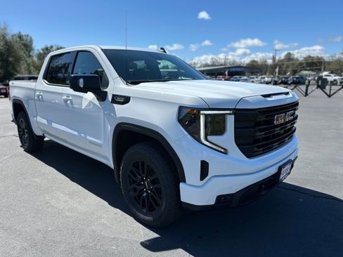 New 2025 GMC Sierra 1500 Elevation w/ Preferred Package image 3