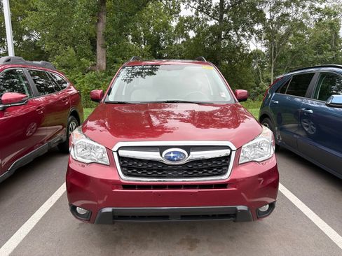 Used 2016 Subaru Forester 2.5i Limited AWD/4WD image 2