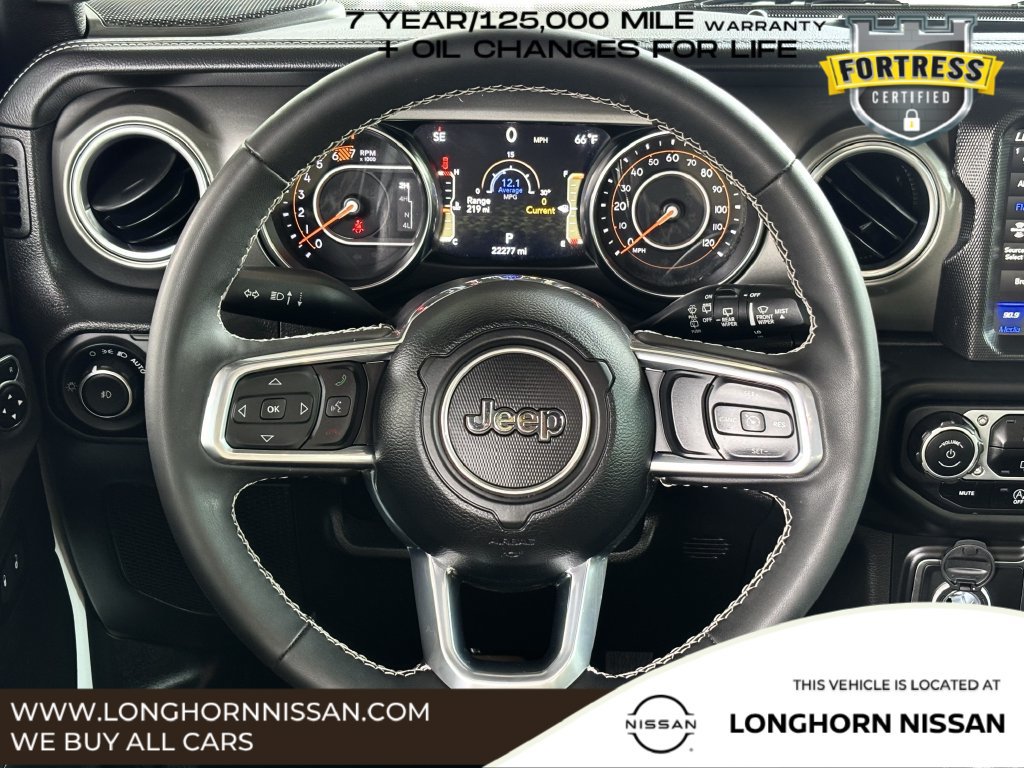 Used 2023 Jeep Wrangler Unlimited Sahara AWD/4WD image 12