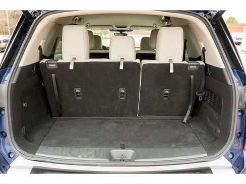 Used 2024 Nissan Pathfinder SL image 15