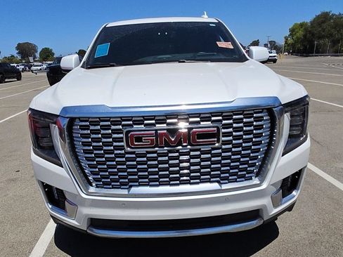 Used 2023 GMC Yukon Denali w/ Max Trailering Package AWD/4WD image 7