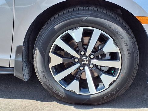 Used 2025 Honda Odyssey EX-L image 9