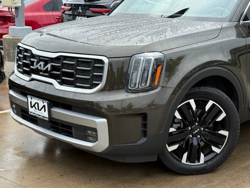 Certified 2023 Kia Telluride SX AWD/4WD image 2