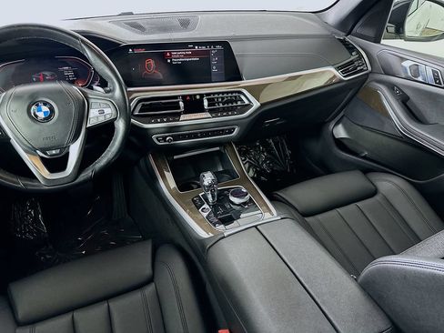 Used 2022 BMW X5 xDrive40i w/ Executive Package AWD/4WD image 19