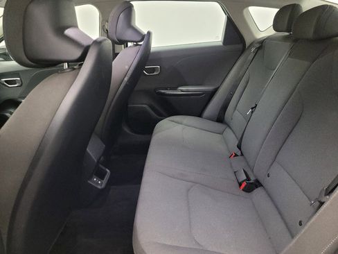 Used 2025 Kia K4 FWD image 18