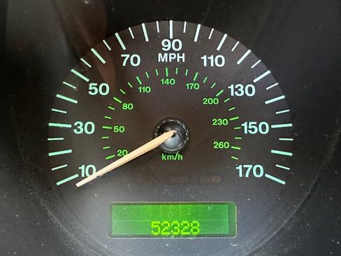 Used 2005 Jaguar XK8 Convertible image 30