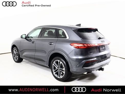 Used 2025 Audi Q5 Premium Plus w/ Premium Plus image 13
