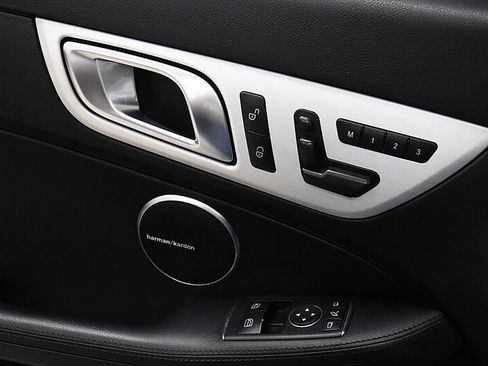 Used 2013 Mercedes-Benz SLK 250 image 49