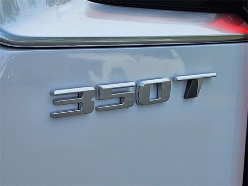 New 2025 Cadillac XT6 Luxury image 20