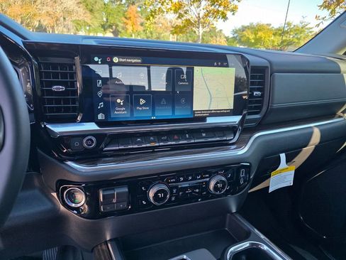 New 2026 Chevrolet Silverado 1500 LT w/ Convenience Package II image 13