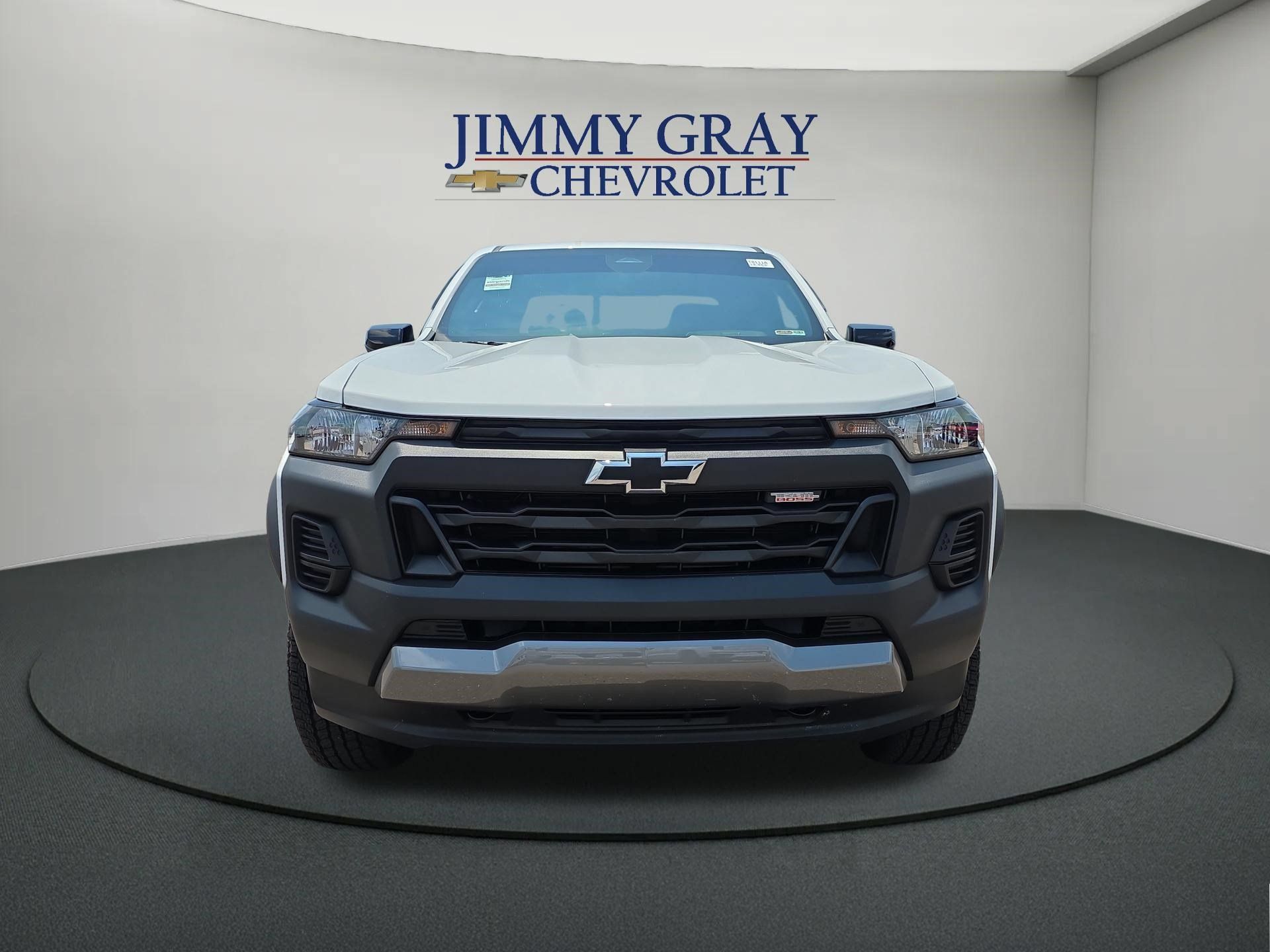 Used 2026 Chevrolet Colorado Trail Boss AWD/4WD image 8
