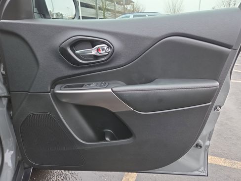 Used 2021 Jeep Cherokee Limited w/ Elite Package image 29