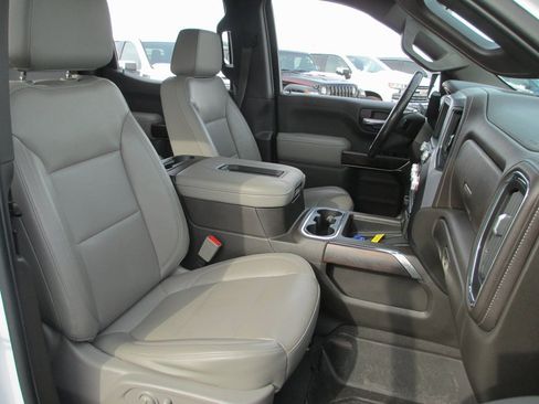 Used 2020 GMC Sierra 1500 SLT w/ SLT Premium Plus Package image 19
