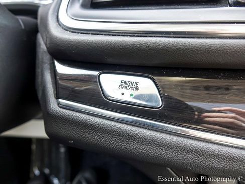 Used 2023 Buick Enclave Essence w/ Experience Buick Package image 18