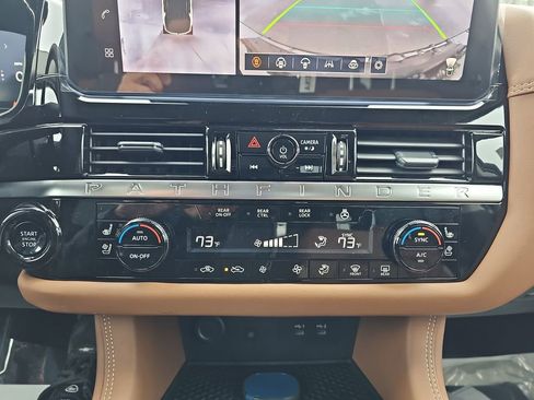 New 2026 Nissan Pathfinder Platinum FWD image 28