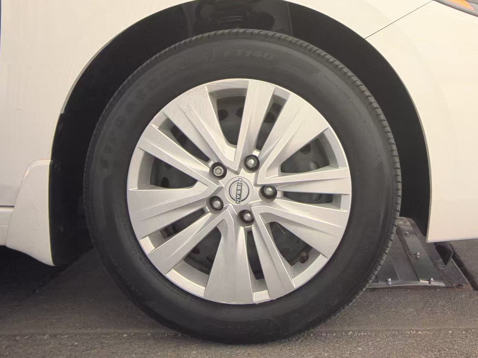 Used 2024 Nissan Sentra S FWD image 10