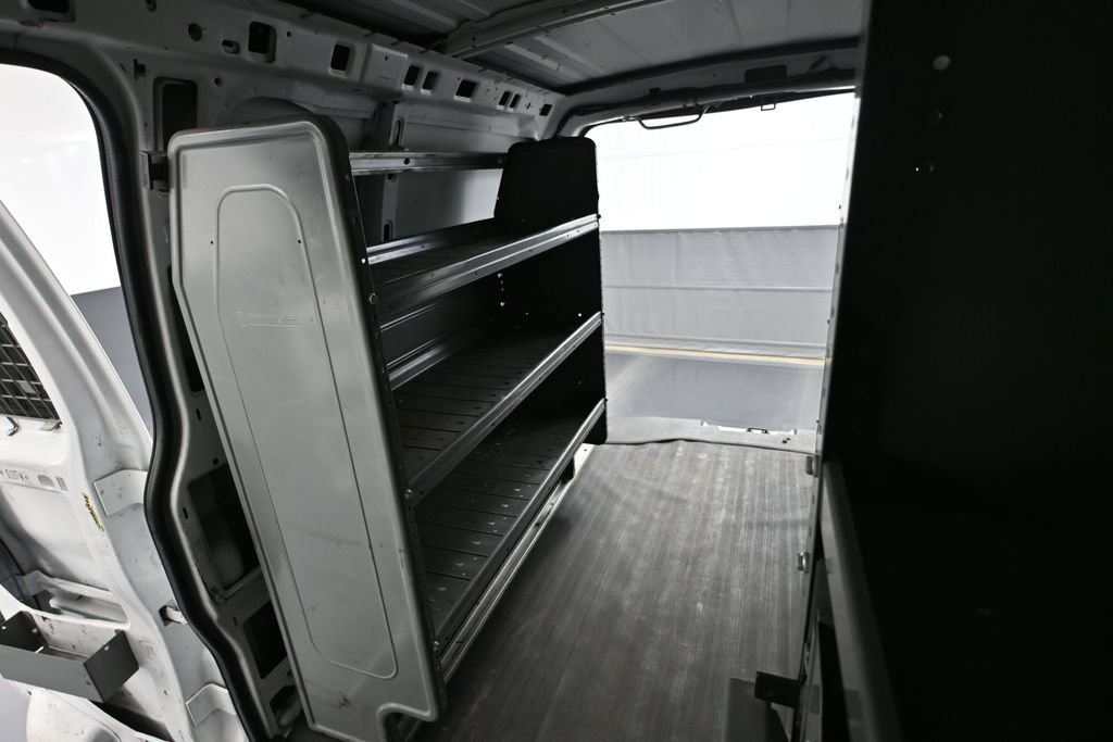 Used 2016 Chevrolet Express 2500 RWD image 28