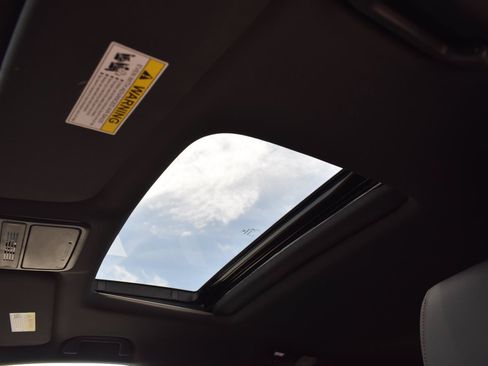Used 2025 Honda Odyssey Sport-L image 10