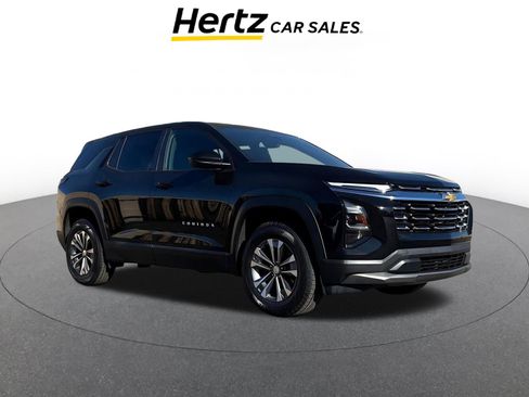 Used 2025 Chevrolet Equinox LT image 1