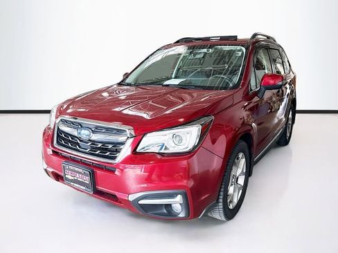 Used 2018 Subaru Forester 2.5i Touring AWD/4WD image 1