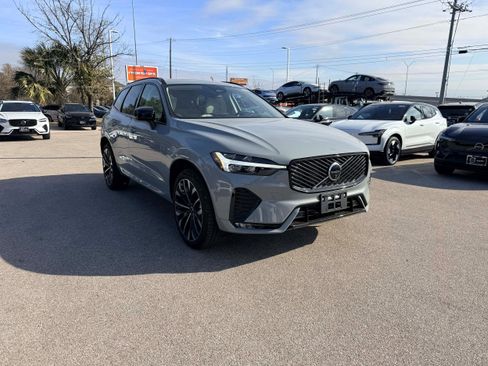 New 2026 Volvo XC60 B5 Ultra w/ Protection Package Premier image 7
