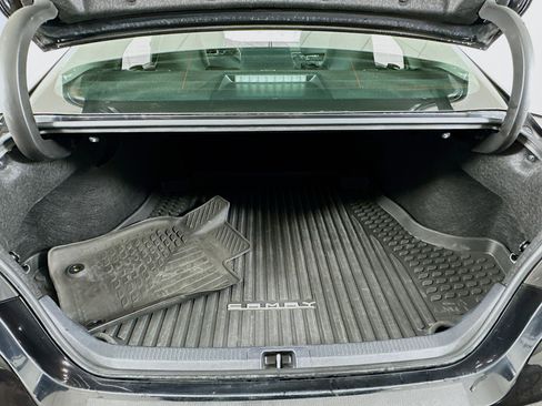 Used 2024 Toyota Camry SE image 27