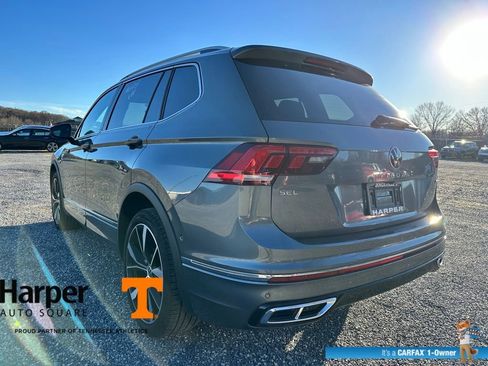 Used 2023 Volkswagen Tiguan SEL R-Line image 3