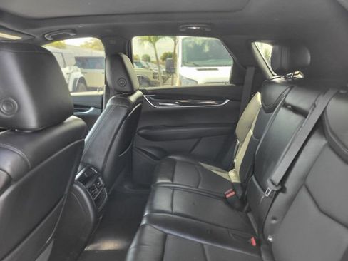 Used 2020 Cadillac XT5 Premium Luxury image 9