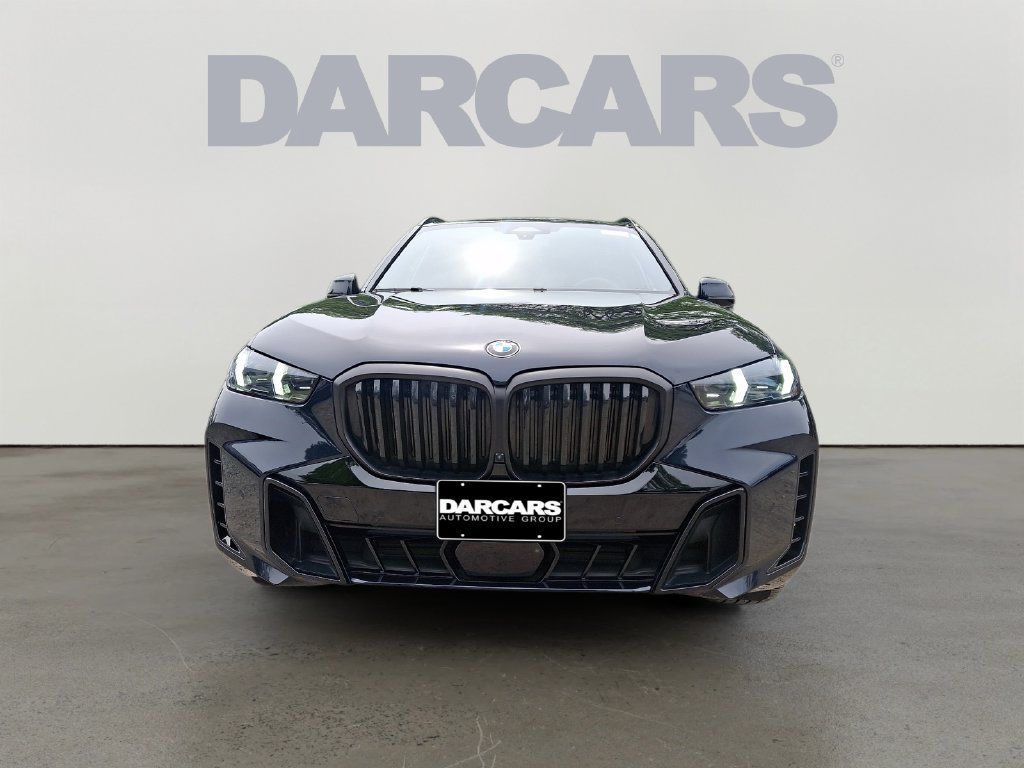 Used 2024 BMW X5 xDrive40i w/ M Sport Package AWD/4WD image 2