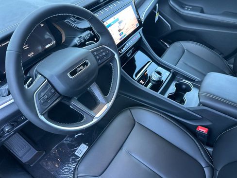 New 2026 Jeep Grand Cherokee L Limited AWD/4WD image 10