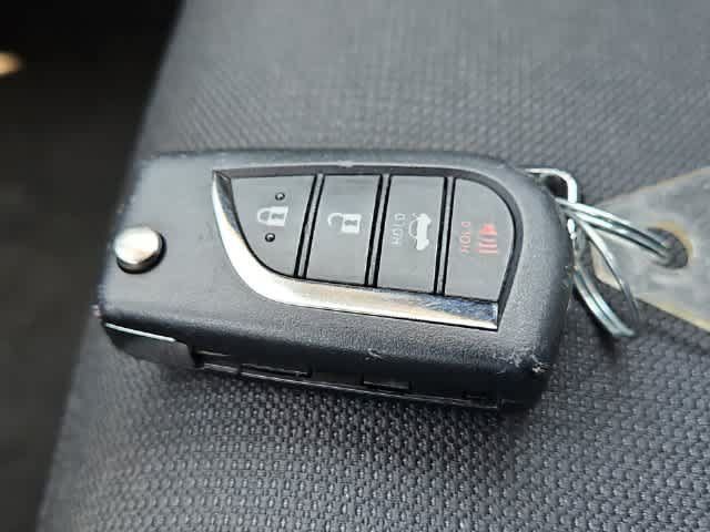 Certified 2025 Toyota Corolla LE FWD image 28