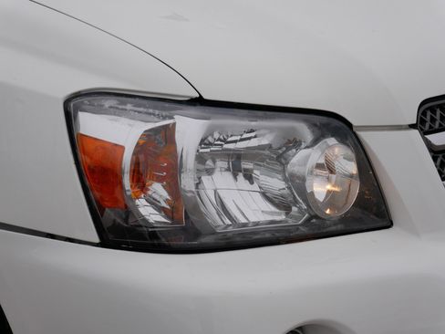 Used 2006 Toyota Highlander 2WD Hybrid image 16