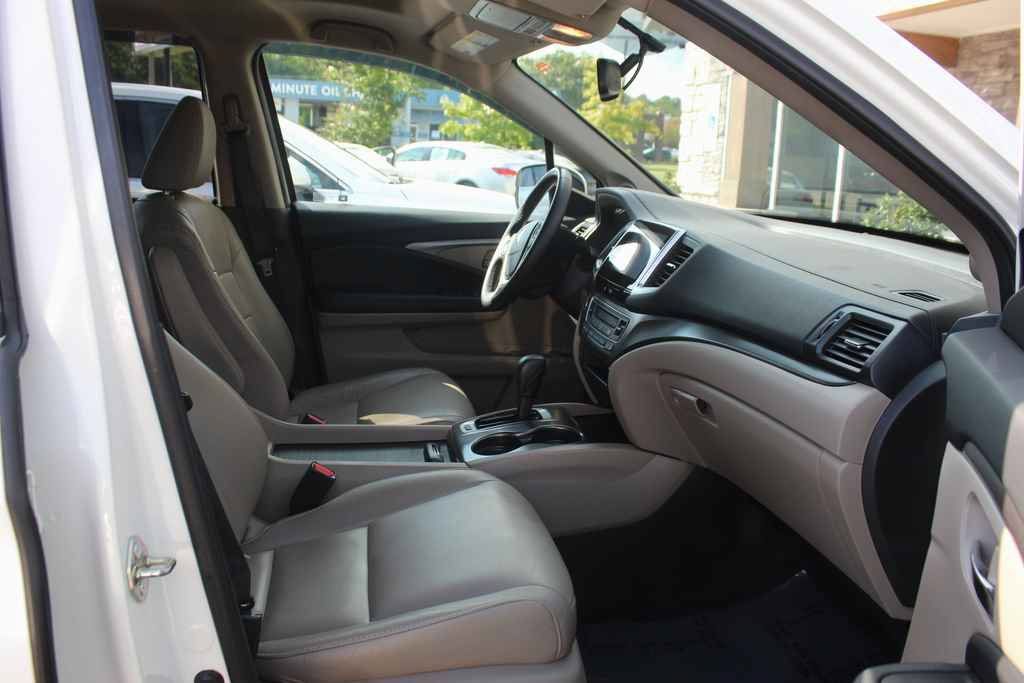 Used 2017 Honda Pilot EX-L image 33