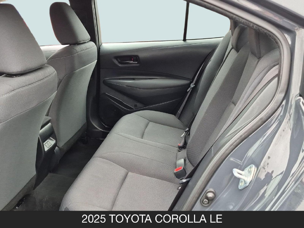 Used 2025 Toyota Corolla LE FWD image 16