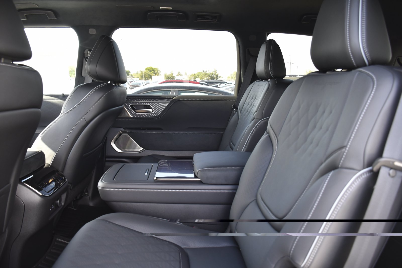 New 2027 INFINITI QX80 Autograph w/ Premium Cargo Package AWD/4WD image 27