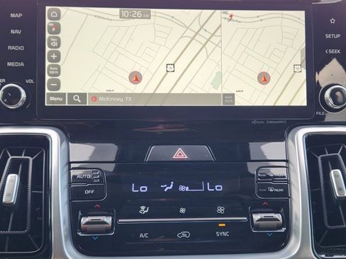 Certified 2023 Kia Sorento SX image 16