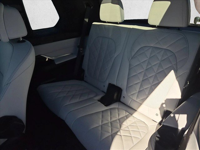 Certified 2026 BMW X7 xDrive40i AWD/4WD image 24
