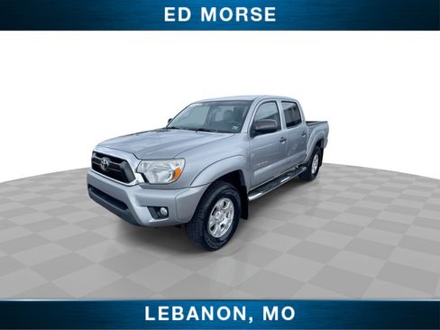 Used 2015 Toyota Tacoma 4x4 Double Cab w/ TRD Off-Road Package image 4