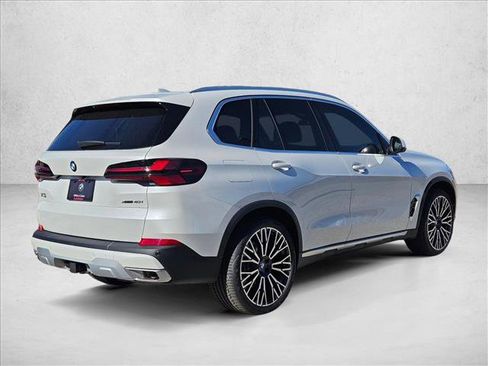 New 2026 BMW X5 xDrive40i image 2