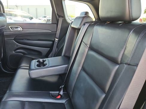 Used 2020 Jeep Grand Cherokee Limited image 12