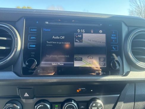 Used 2019 Toyota Tacoma TRD Off-Road image 32