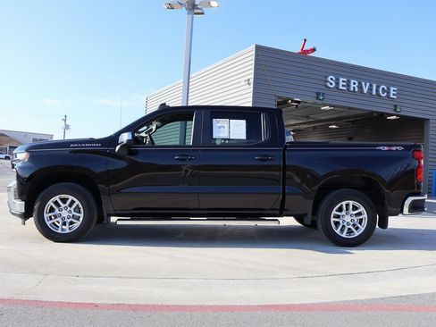 Used 2019 Chevrolet Silverado 1500 LT w/ All-Star Edition image 2