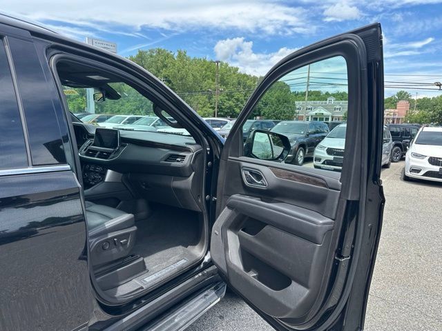 Used 2021 Chevrolet Tahoe LT w/ LT Signature Package AWD/4WD image 11