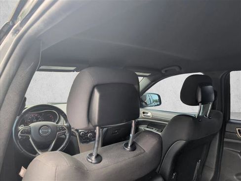Used 2015 Jeep Grand Cherokee Laredo w/ Quick Order Package 23E RWD image 16