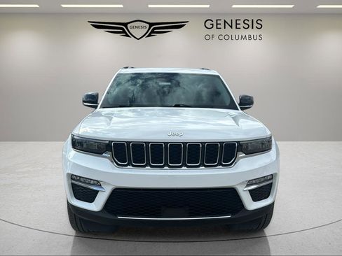 Used 2023 Jeep Grand Cherokee Limited AWD/4WD image 8
