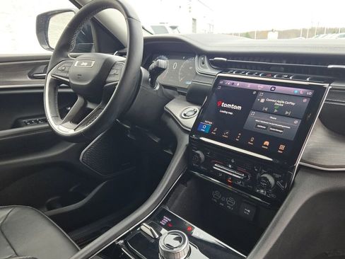 Used 2021 Jeep Grand Cherokee L Limited image 7