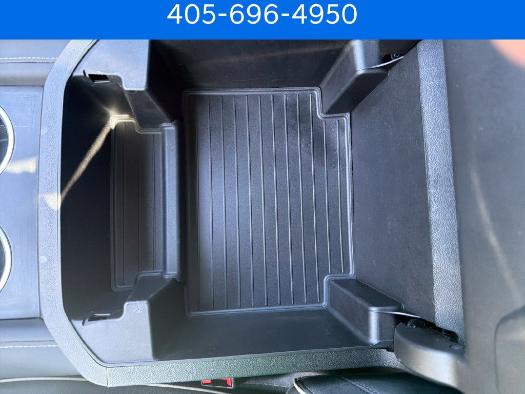 Used 2024 Chevrolet Tahoe Premier RWD image 28