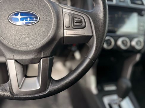 Used 2017 Subaru Forester 2.5i Premium w/ All-Weather Package image 19