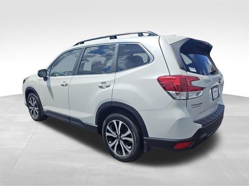 Used 2023 Subaru Forester Limited AWD/4WD image 3
